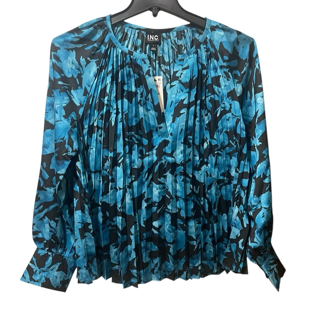 INC Women’s Blue Blue Floral Pleated V Neck Work Interview Top sz Large NWT